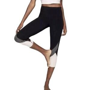 ATHLETA Leggings Salutation Colorblock Mesh Capri Black Pink Cropped Athletic XS
